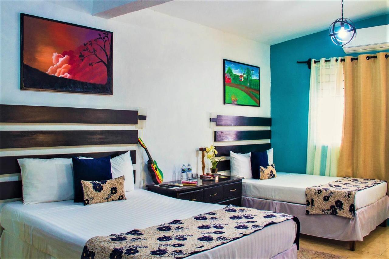 Eventuality B&B New Кингстън Екстериор снимка