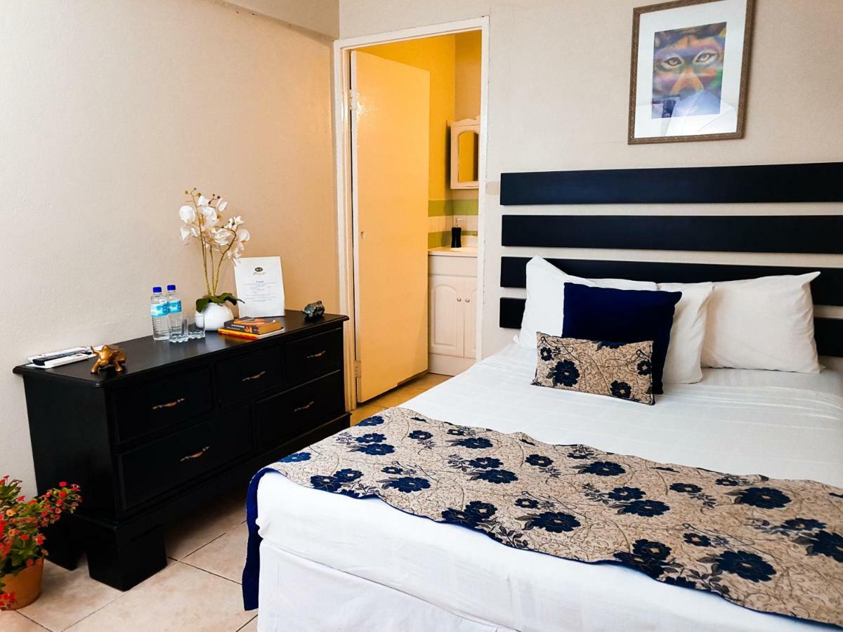 Eventuality B&B New Кингстън Екстериор снимка