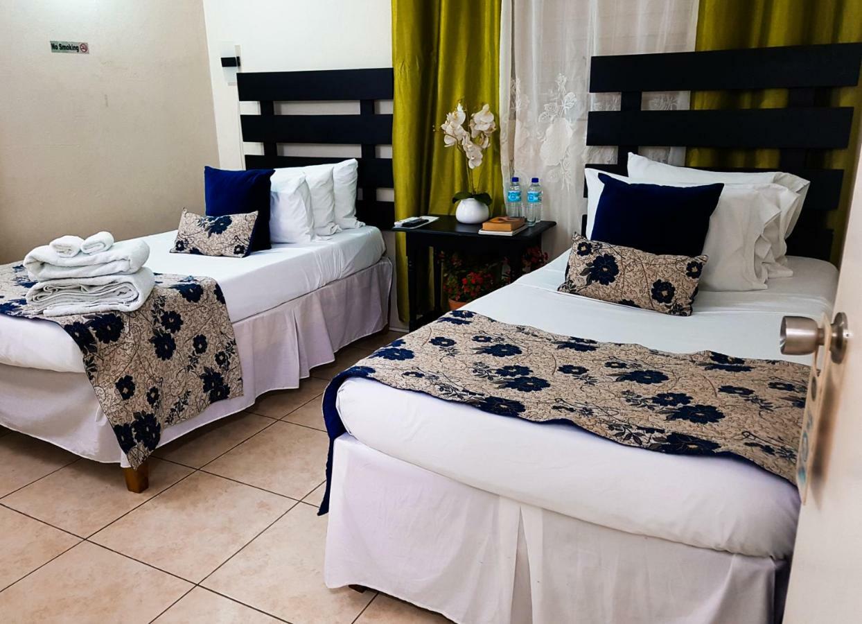 Eventuality B&B New Кингстън Екстериор снимка