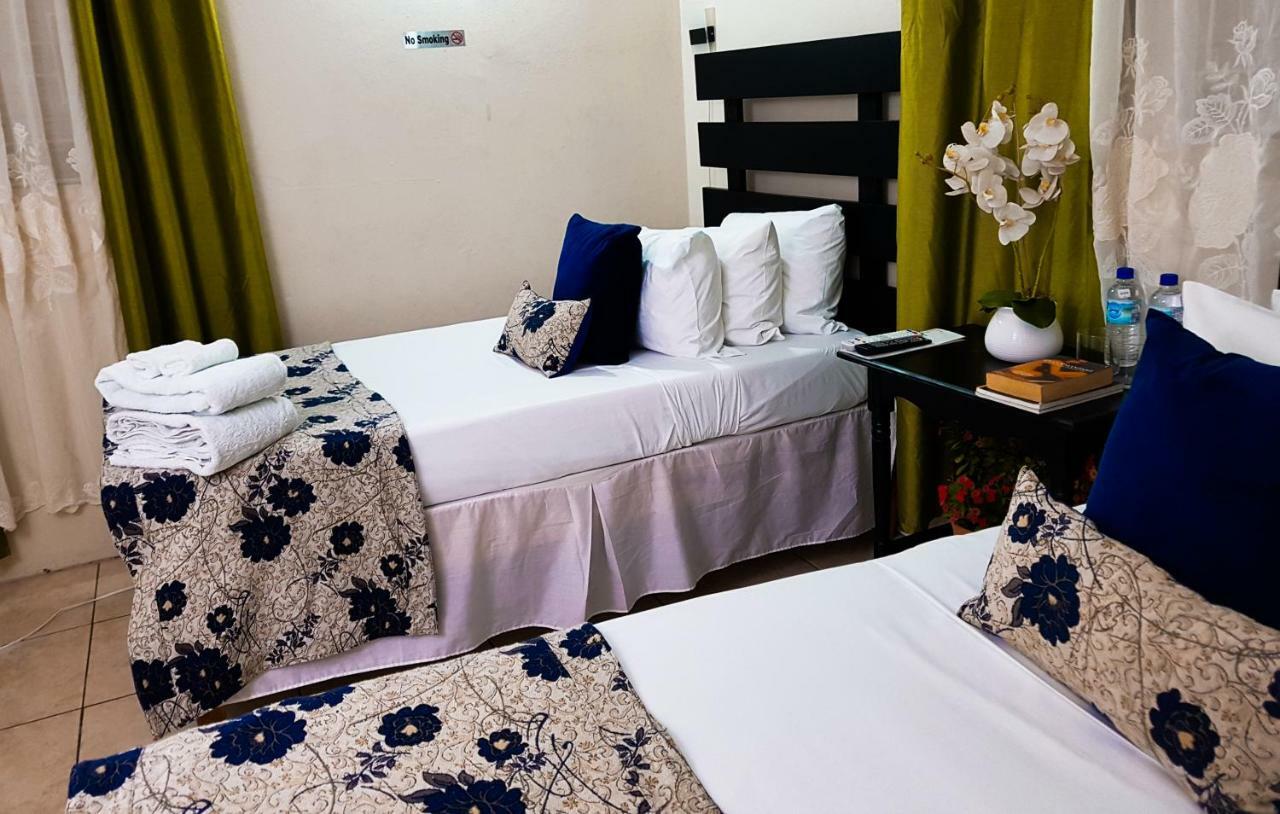 Eventuality B&B New Кингстън Екстериор снимка
