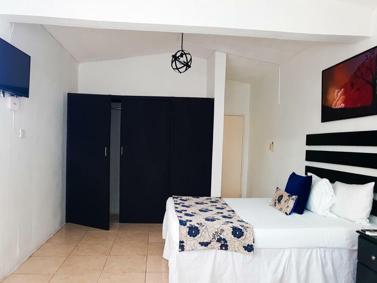 Eventuality B&B New Кингстън Екстериор снимка